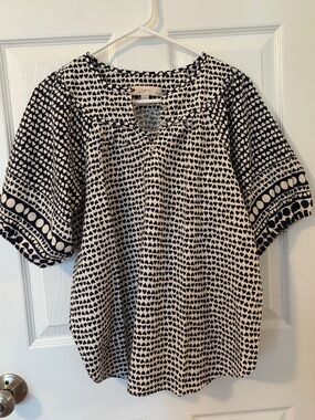 LOFT Navy & White Heart Print Puff Sleeve Top, Size MP